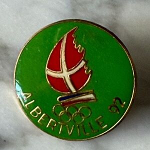 Albertville 92 Green and Red Olympic Pin